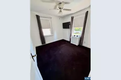 27 Roosevelt Avenue, Dumont, NJ 07628 - Photo 20