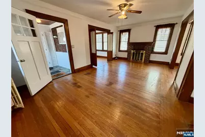 27 Roosevelt Avenue, Dumont, NJ 07628 - Photo 8
