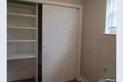 126 Hastings Avenue A #A, Rutherford, NJ 07070 - Photo 8