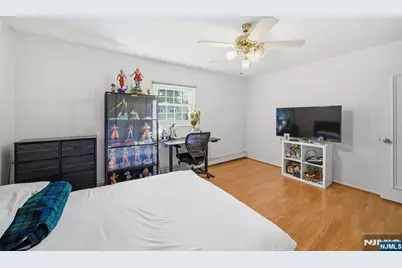 182 Pascack Avenue, Emerson, NJ 07630 - Photo 26