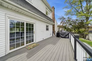 13 Dogwood Ct, Paramus, NJ 07652 - Photo 26