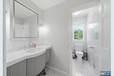 13 Dogwood Court, Paramus, NJ 07652 - Photo 16