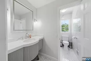 13 Dogwood Ct, Paramus, NJ 07652 - Photo 16