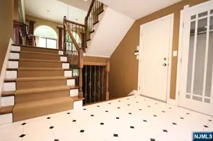 716 Holly Ct 716, Norwood, NJ 07648 - Photo 2