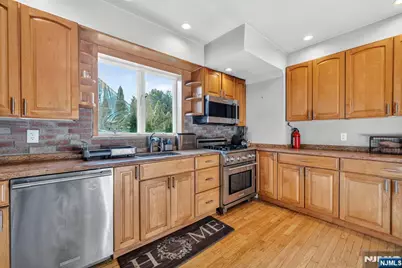 109 Park Street, Ridgefield Park, NJ 07660 - Photo 22