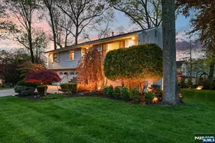 27 Pennsylvania Ave, Montvale, NJ 07645 - Photo 34
