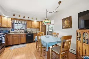 27 Pennsylvania Ave, Montvale, NJ 07645 - Photo 8