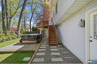 27 Pennsylvania Avenue, Montvale, NJ 07645 - Photo 28