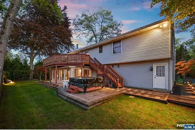 27 Pennsylvania Avenue, Montvale, NJ 07645 - Photo 38