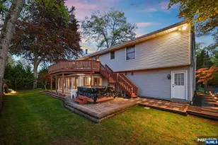 27 Pennsylvania Ave, Montvale, NJ 07645 - Photo 38