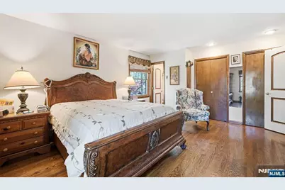 27 Pennsylvania Avenue, Montvale, NJ 07645 - Photo 10