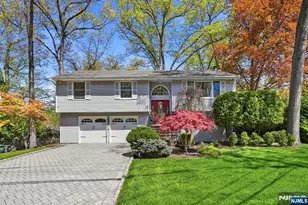 27 Pennsylvania Ave, Montvale, NJ 07645 - Photo 44