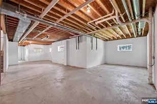 9 Heller Ct, Mahwah, NJ 07430 - Photo 42