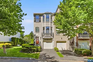 419 Hartford Dr 4020, Nutley, NJ 07110 - Photo 2