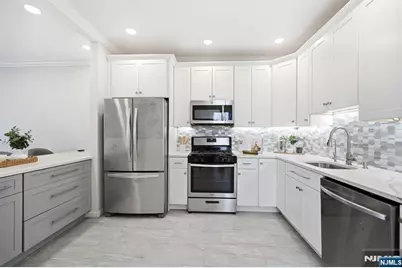 419 Hartford Drive 4020 #4020, Nutley, NJ 07110 - Photo 10