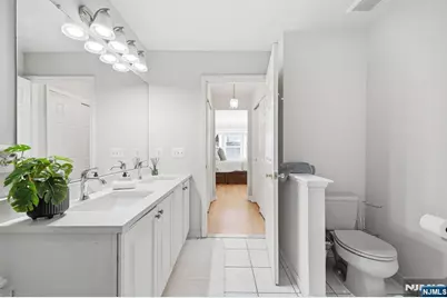 419 Hartford Drive 4020 #4020, Nutley, NJ 07110 - Photo 32
