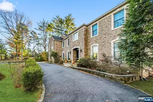 27 Pine Hill Rd, Old Tappan, NJ 07675 - Photo 2