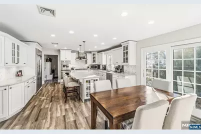 27 Pine Hill Road, Old Tappan, NJ 07675 - Photo 14