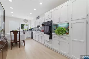 813 20th St, Union City, NJ 07087 - Photo 12