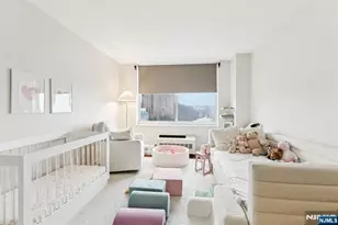 1215 Hudson Park 1215, Edgewater, NJ 07020 - Photo 20