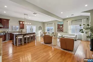 28 George St, Saddle Brook Township, NJ 07663 - Photo 2