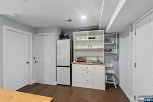 267 10th St, Newark, NJ 07103 - Photo 32
