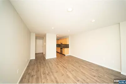 115 Polifly Road 5D #5D, Hackensack, NJ 07601 - Photo 6