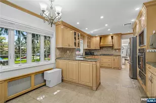 457 Summit, Norwood, NJ 07648 - Photo 16