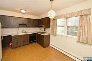5-10 Dorothy St, Fair Lawn, NJ 07410 - Photo 10