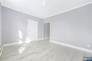 36 Cortland St, Newark, NJ 07105 - Photo 12