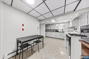 29 Pine St, Lodi, NJ 07644 - Photo 26