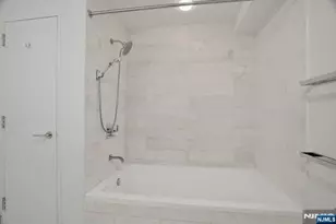 77 Hudson Street 2002, Jersey City, NJ 07302 - Photo 20