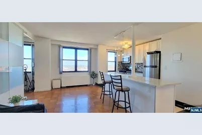 201 Saint Pauls 15P #15P, Jersey City, NJ 07306 - Photo 2