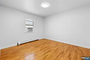 4D Lakeview 4D, Leonia, NJ 07605 - Photo 18