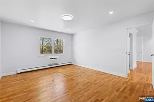 4D Lakeview 4D, Leonia, NJ 07605 - Photo 14