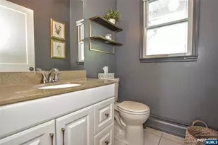 540 Burlington St, Paramus, NJ 07652 - Photo 14