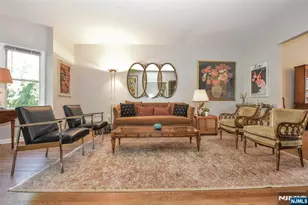 540 Burlington St, Paramus, NJ 07652 - Photo 4