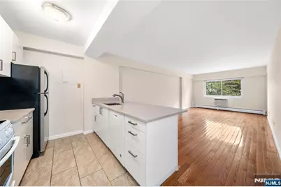 333 Grand Avenue 2S #2S, Palisades Park, NJ 07650 - Photo 1