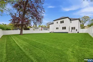 765 7th Ave, River Edge, NJ 07661 - Photo 38