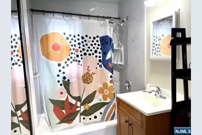 119 Hastings Avenue B #B, Rutherford, NJ 07070 - Photo 12