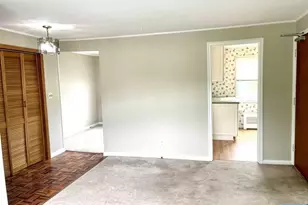 119 Hastings Ave B, Rutherford, NJ 07070 - Photo 2