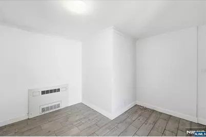 6040 Boulevard E 21J #21j, West New York, NJ 07093 - Photo 8