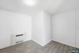 6040 Blvd E 21J, West New York, NJ 07093 - Photo 8