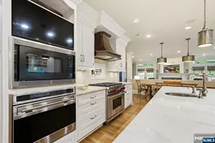 203 Heights Rd, Ridgewood, NJ 07450 - Photo 6