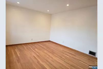 701 4th Street, Secaucus, NJ 07094 - Photo 4