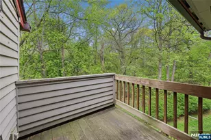 240 Mountainview Dr, Mahwah, NJ 07430 - Photo 22