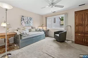 240 Mountainview Dr, Mahwah, NJ 07430 - Photo 26