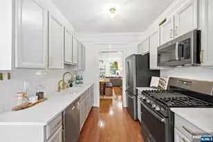 204 Swathmore Dr 2005, Nutley, NJ 07110 - Photo 4