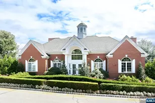 204 Swathmore Dr 2005, Nutley, NJ 07110 - Photo 42
