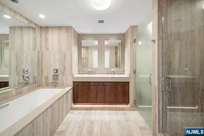 1200 Avenue Port Imp 508 #508, Weehawken, NJ 07086 - Photo 18
